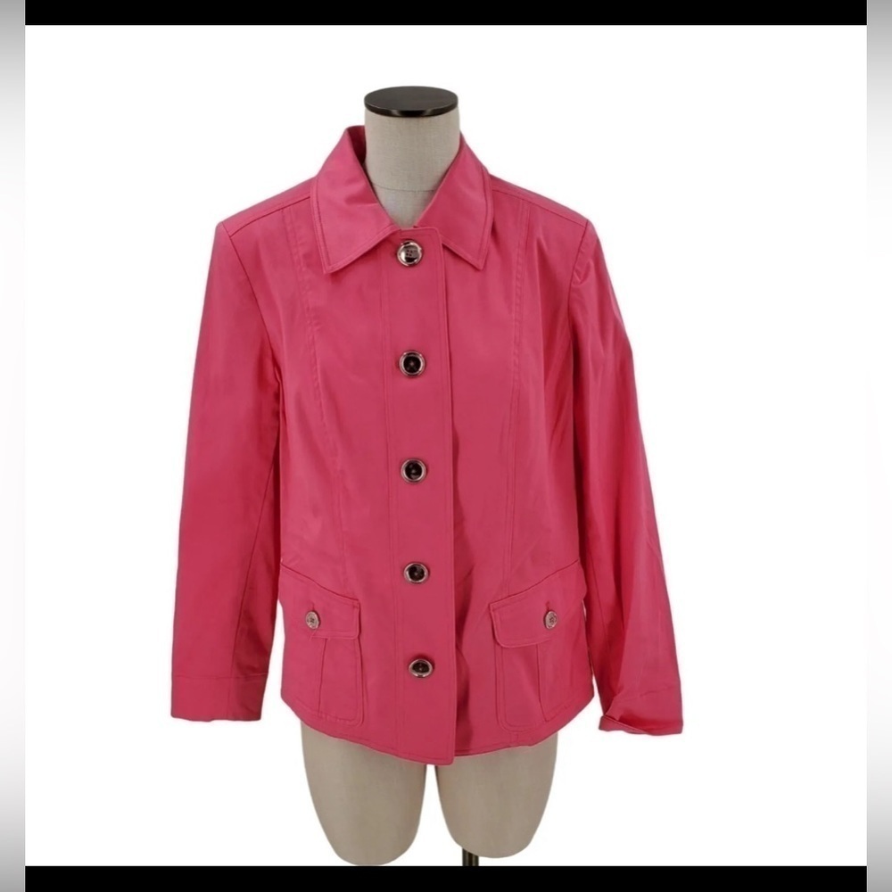 Preloved and well cared for Jones of New York Pink/Buttons Stretch More Below